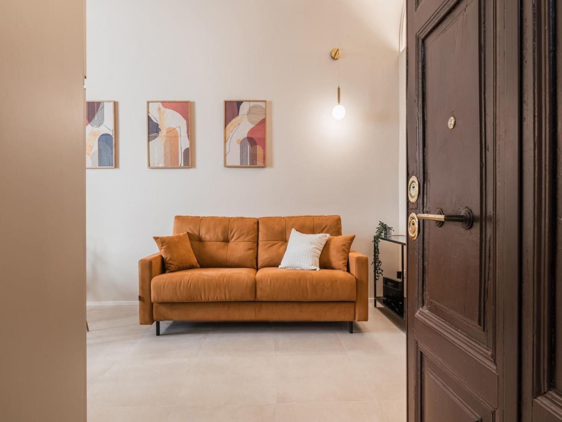 The Rent - Modern Two-bedroom In Esquilino Area Apartment *