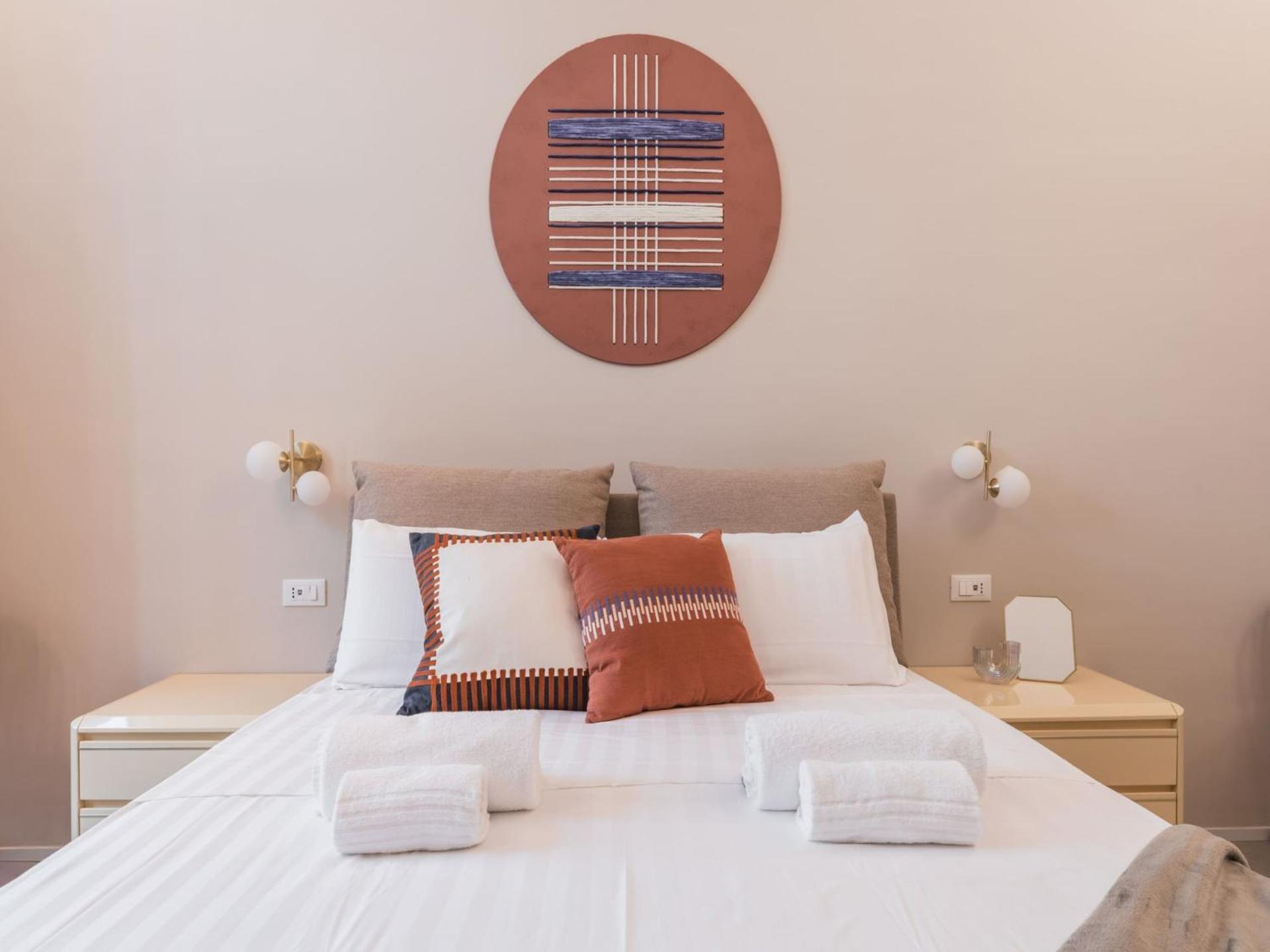 The Rent - Modern Two-bedroom In Esquilino Area Apartment Rom