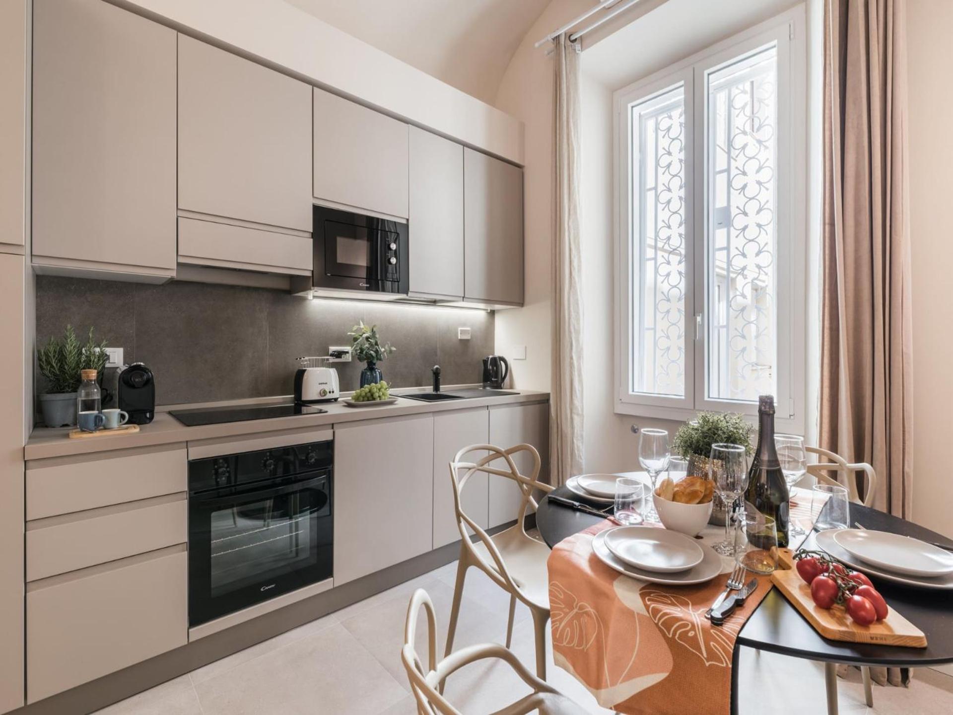 Apartment The Rent - Modern Two-bedroom In Esquilino Area Rom